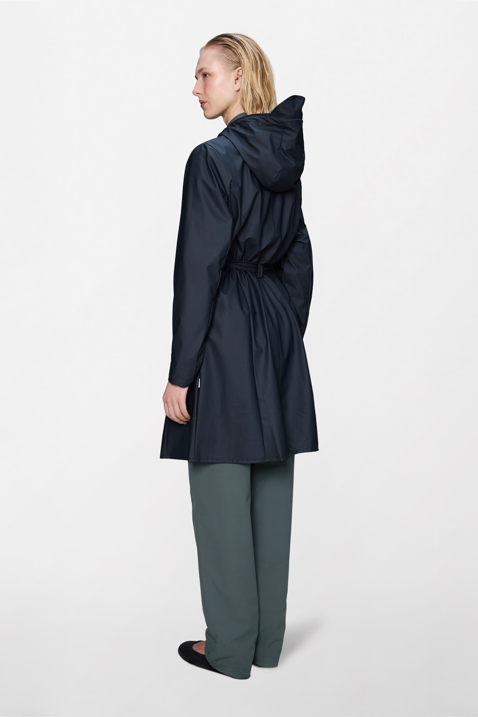 RAINS Curve Long Jacket
Navy Jacket