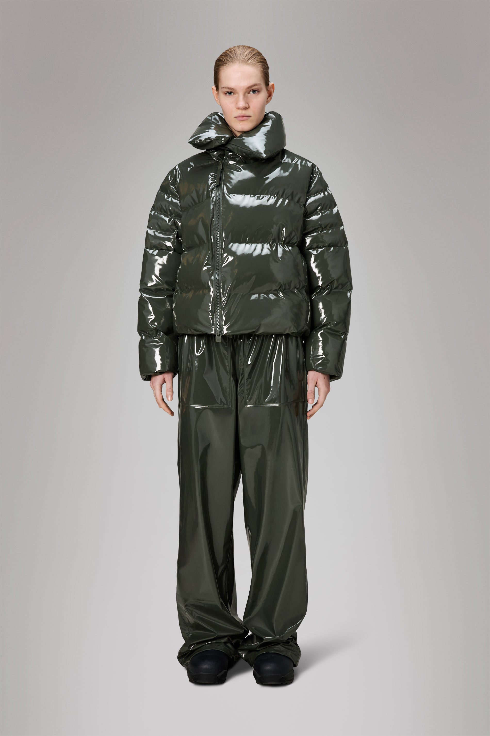 Rains Alta Vision Short Puffer Jacket Swamp Jacket