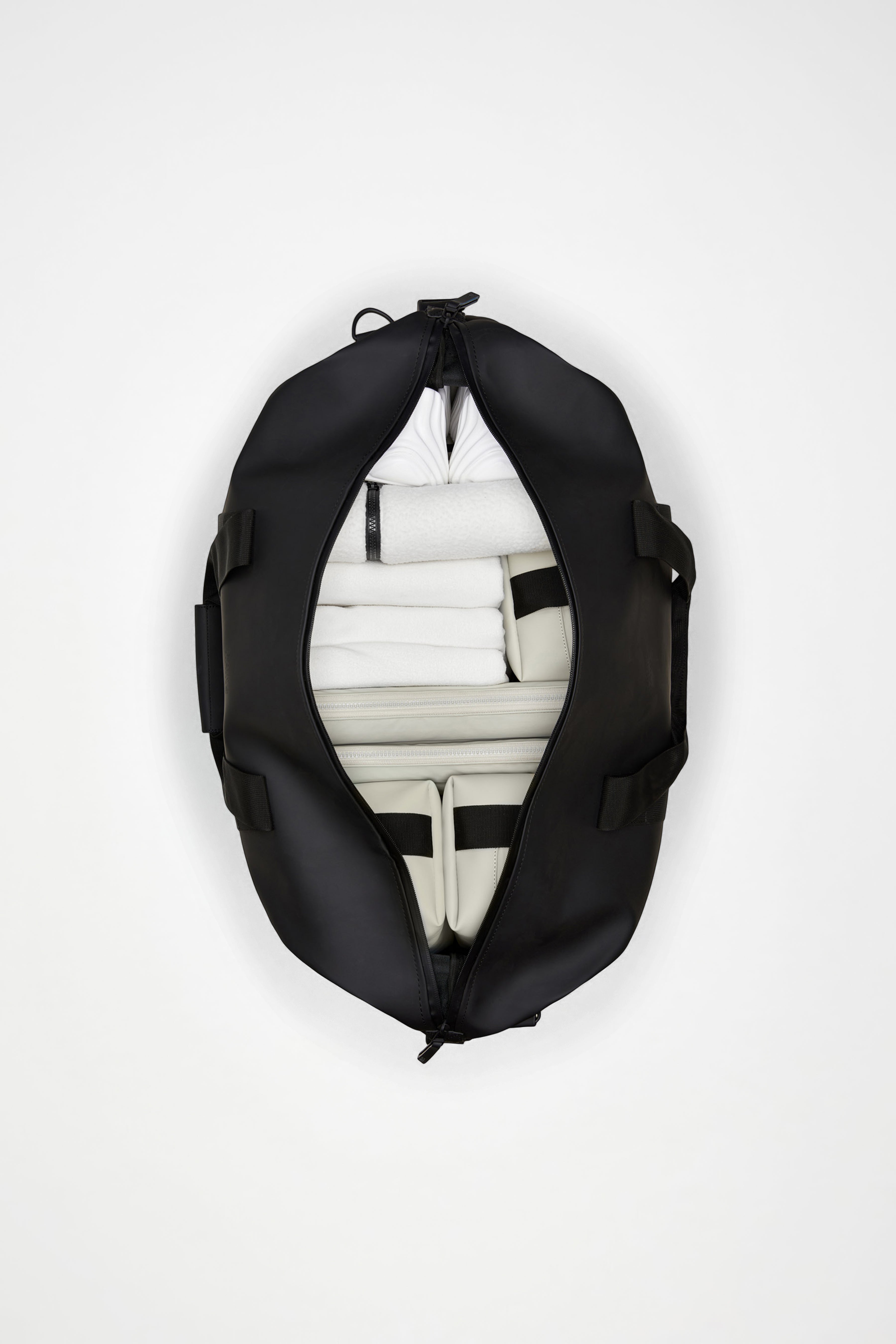 RAINS Hilo Weekend Bag Shore 38L H35 x D26 x W62 cm Weekender