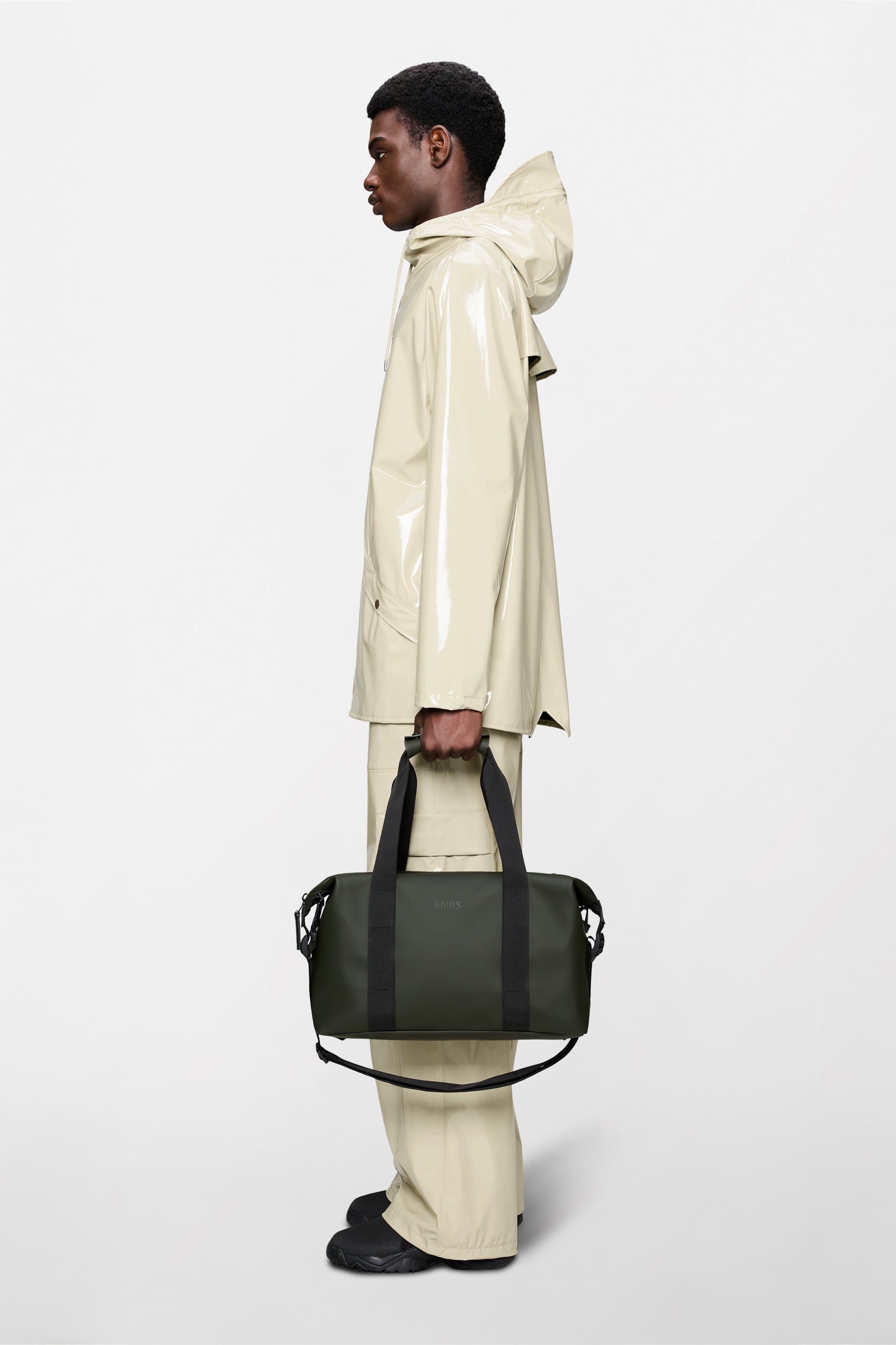 RAINS Hilo Weekend Bag Small Green 18L H26 x D20 x W40 cm Weekender