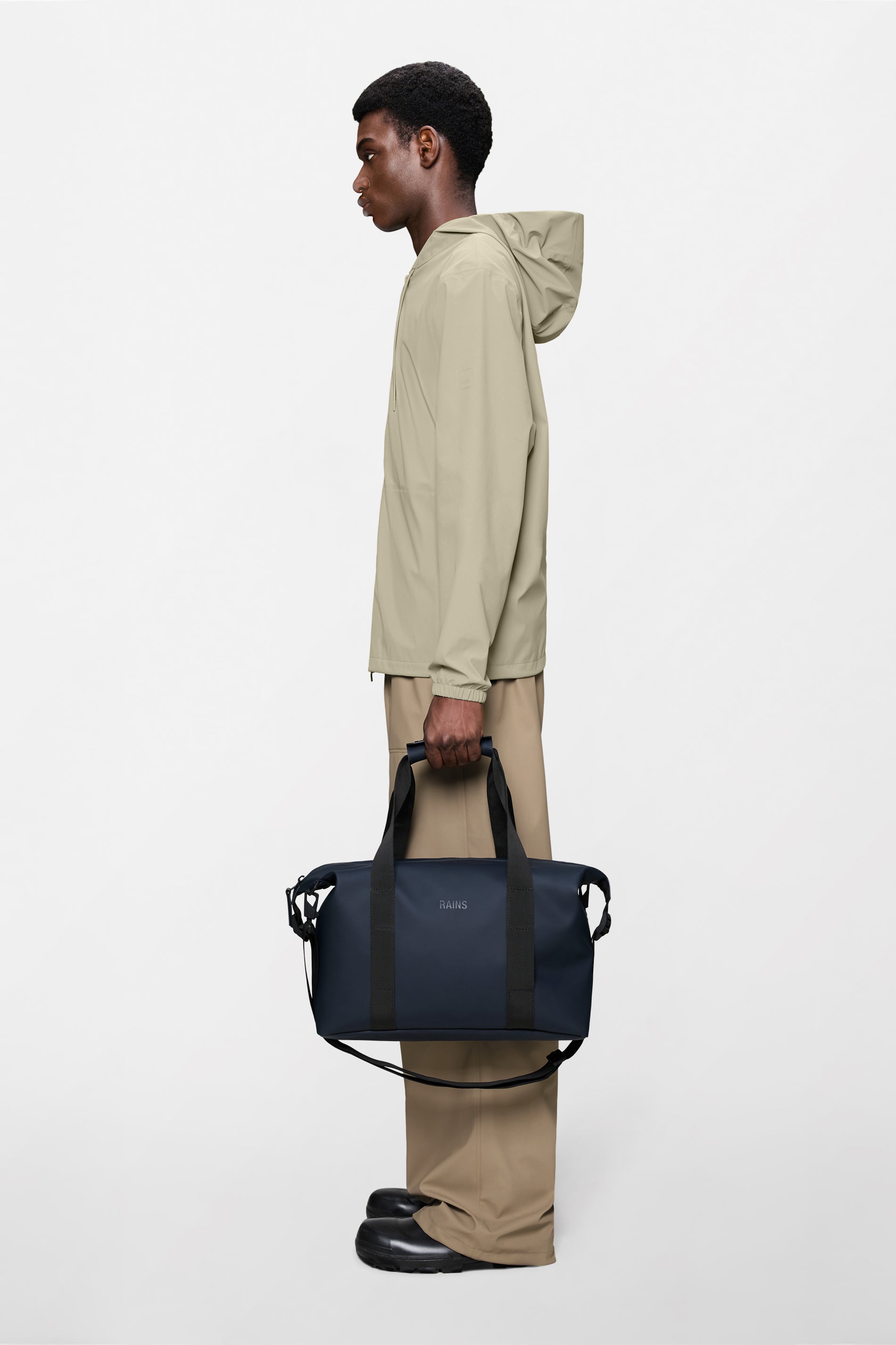 RAINS Hilo Weekend Bag Small Navy 18L H26 x D20 x W40 cm Weekender