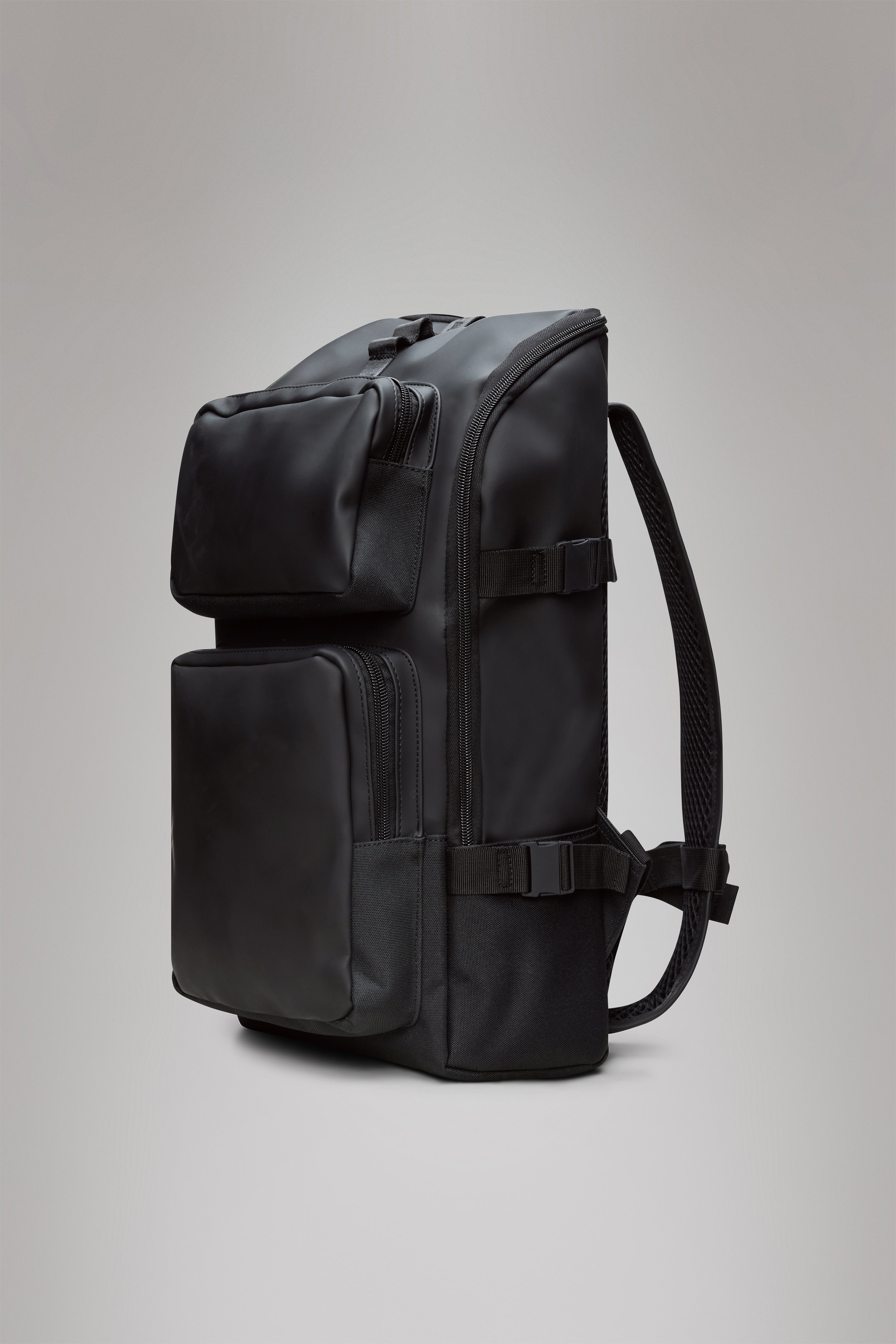 RAINS Trail Cargo Backpack Black 14L H45 x D12 x W26 cm Backpack