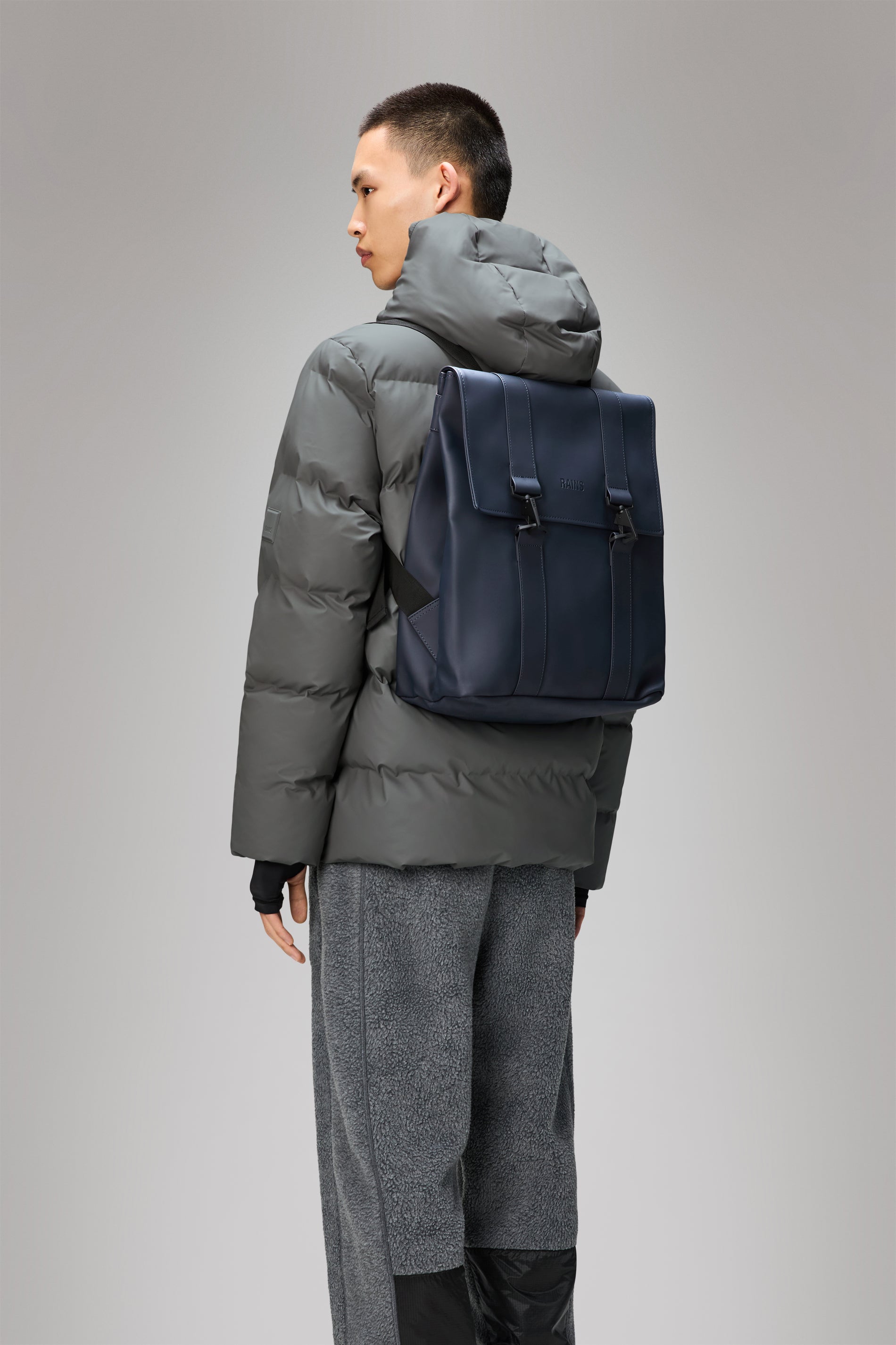 RAINS MSN Bag Navy 21L H40 x D14 x W35 cm Backpack