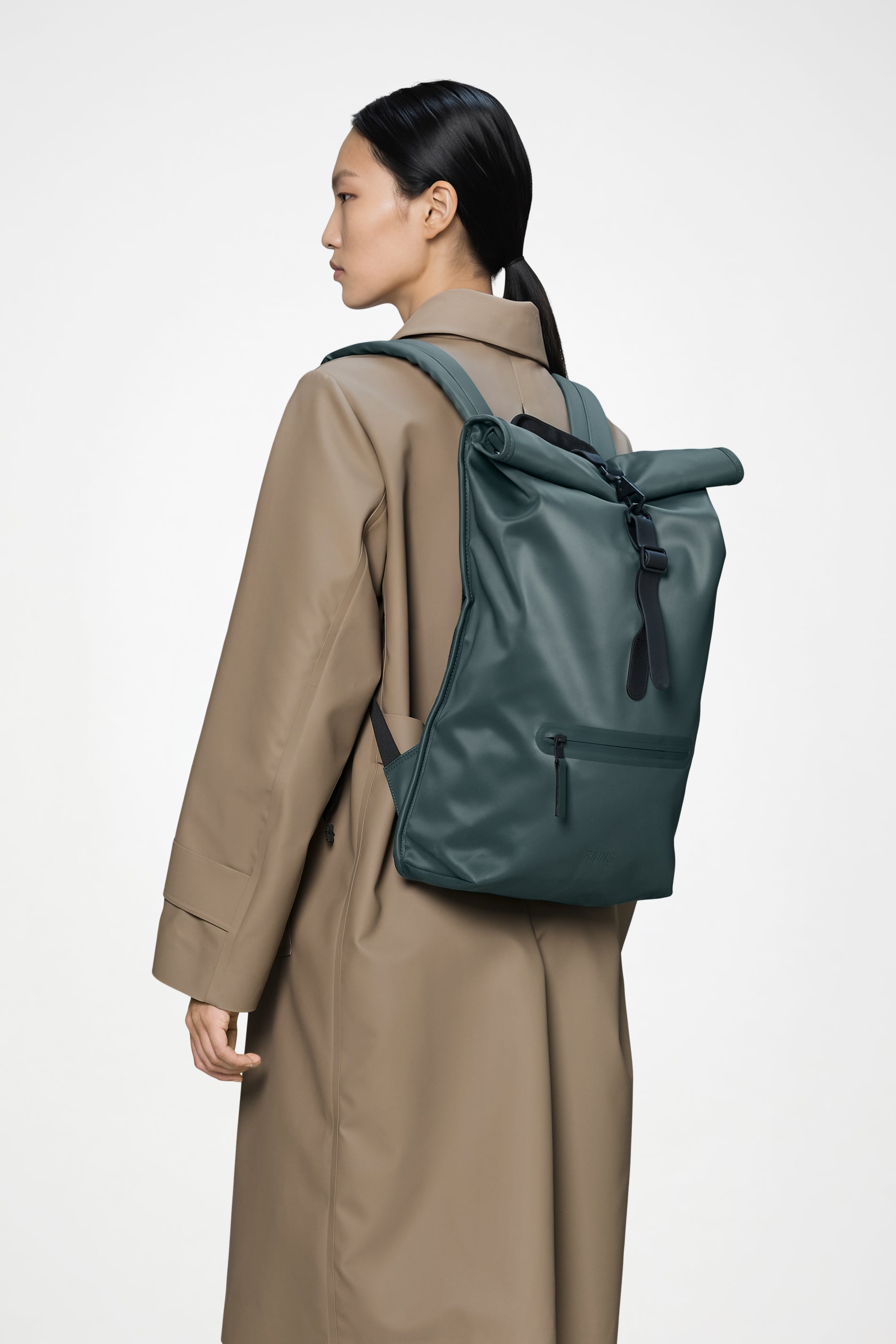 RAINS Rolltop Rucksack Mystique 19L H48 x D11 x W32 cm Backpack