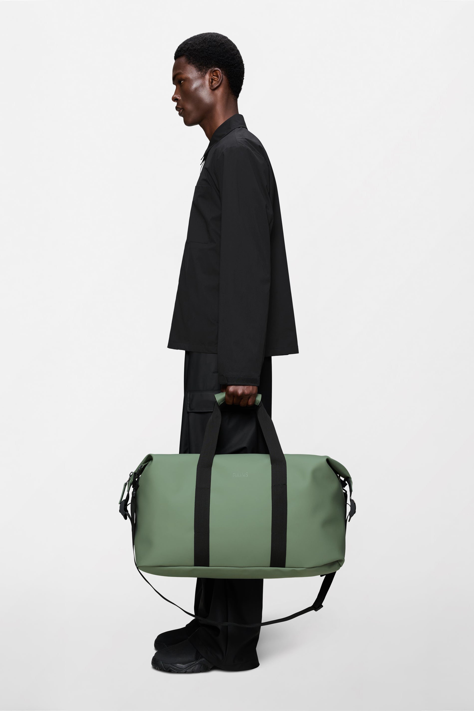 RAINS Hilo Weekend Bag Well 36L H27 x D26 x W52 cm Weekender