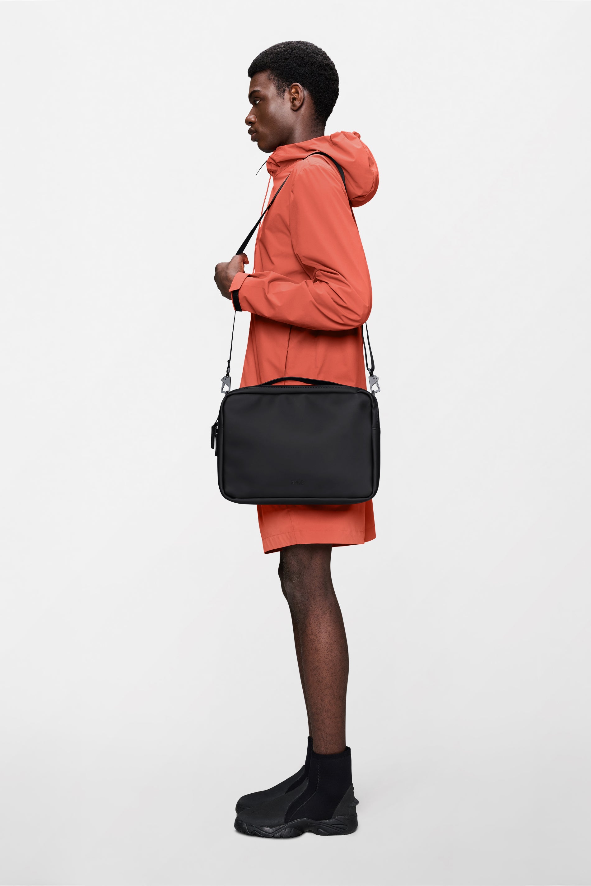 RAINS Laptop Bag 13″/14″ Black 4.80L H25 x D5.50 x W35 cm Laptop bag