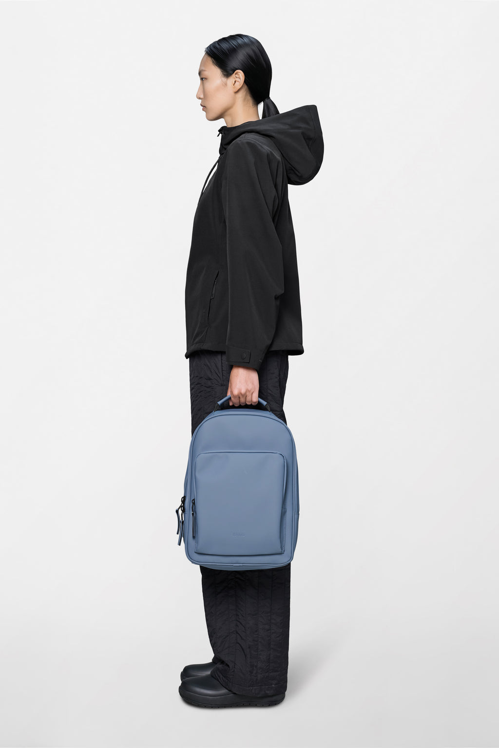 rains field backpack blue Clip Front W3 Bl the Rolltop Rucksack W3 offers a convenient outside pocket with a zipper RAINS backpack Arid Backpack Waves