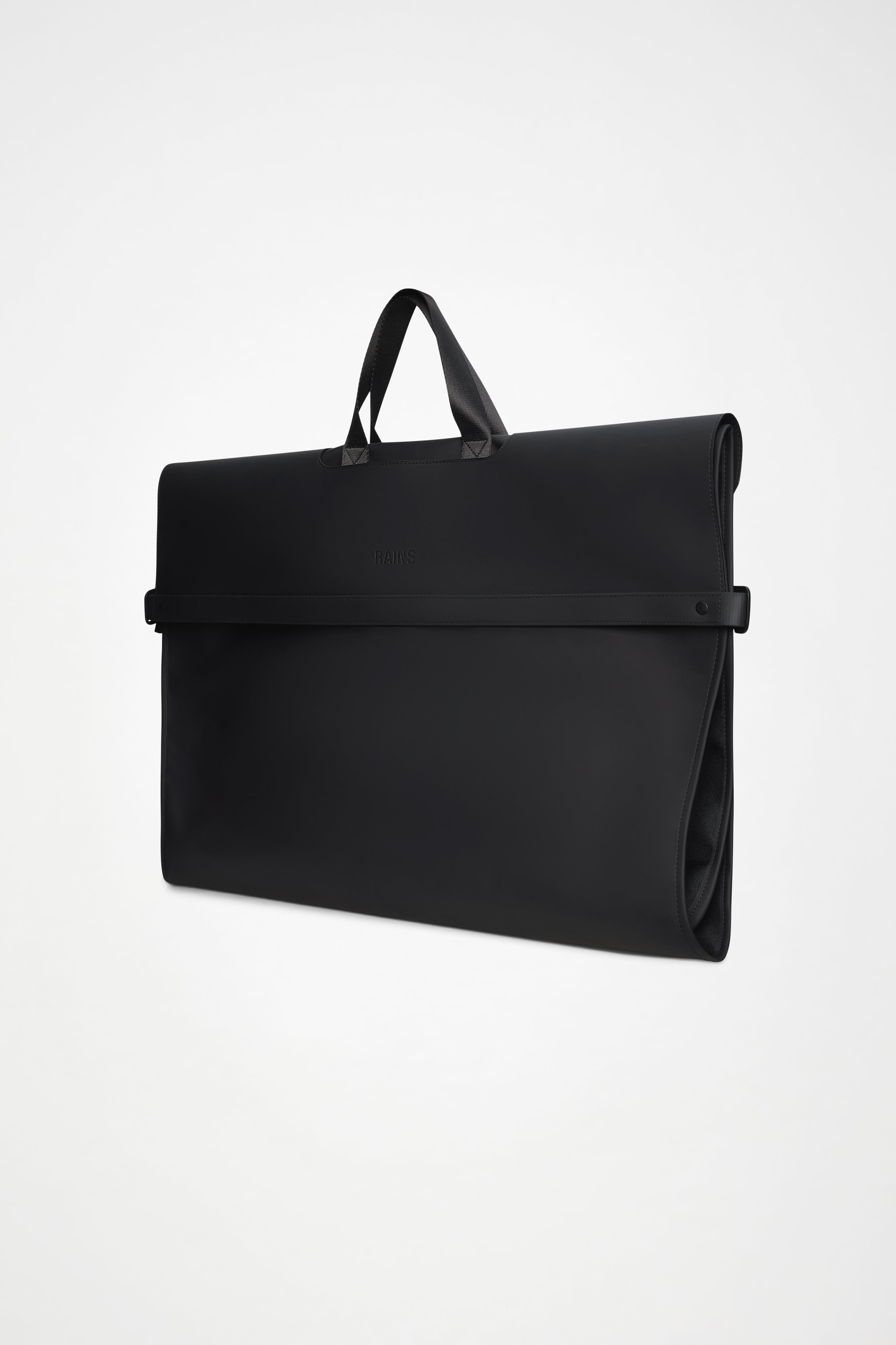 RAINS OTG Suitbag Black Messenger