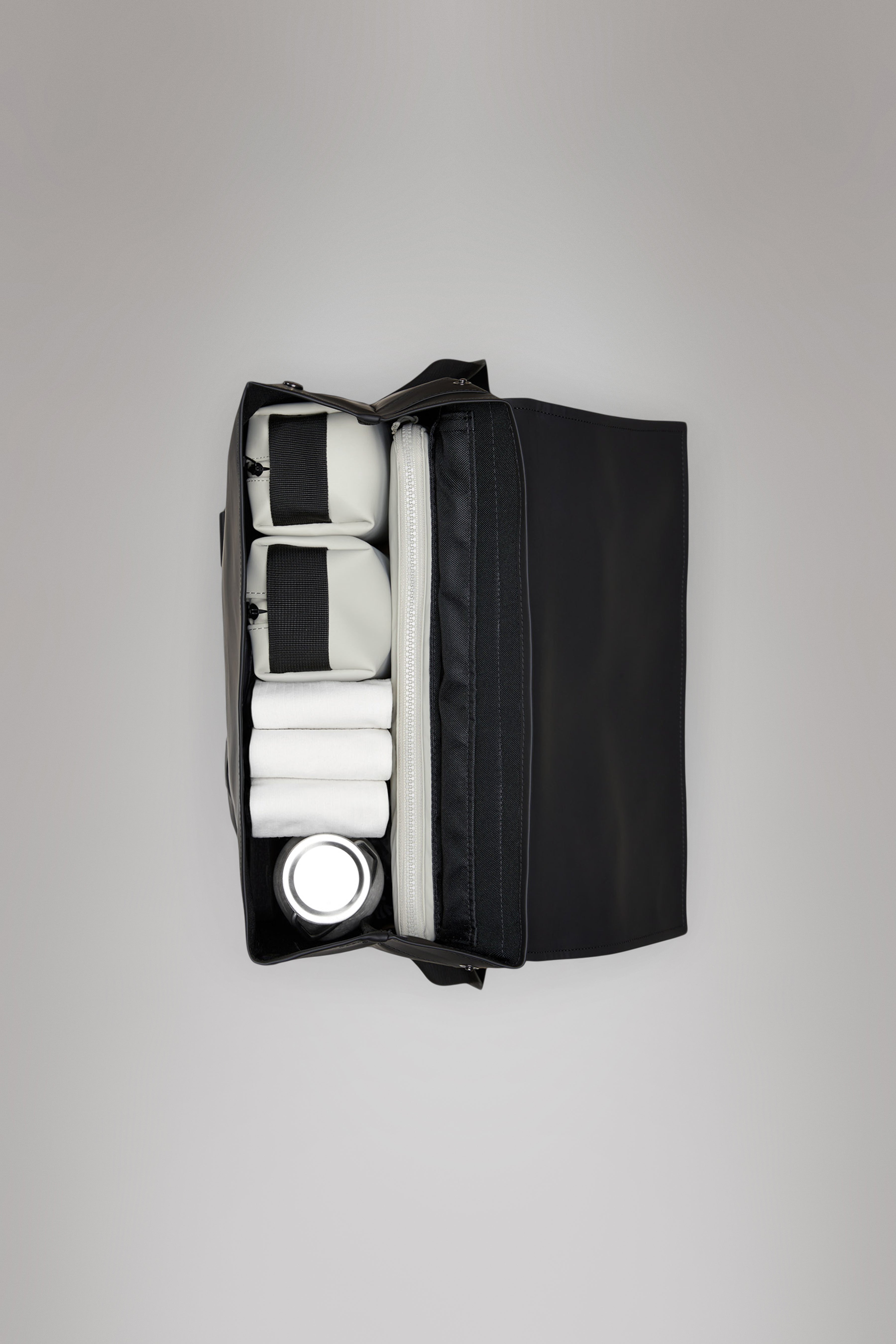 RAINS MSN Bag Navy 21L H40 x D14 x W35 cm Backpack