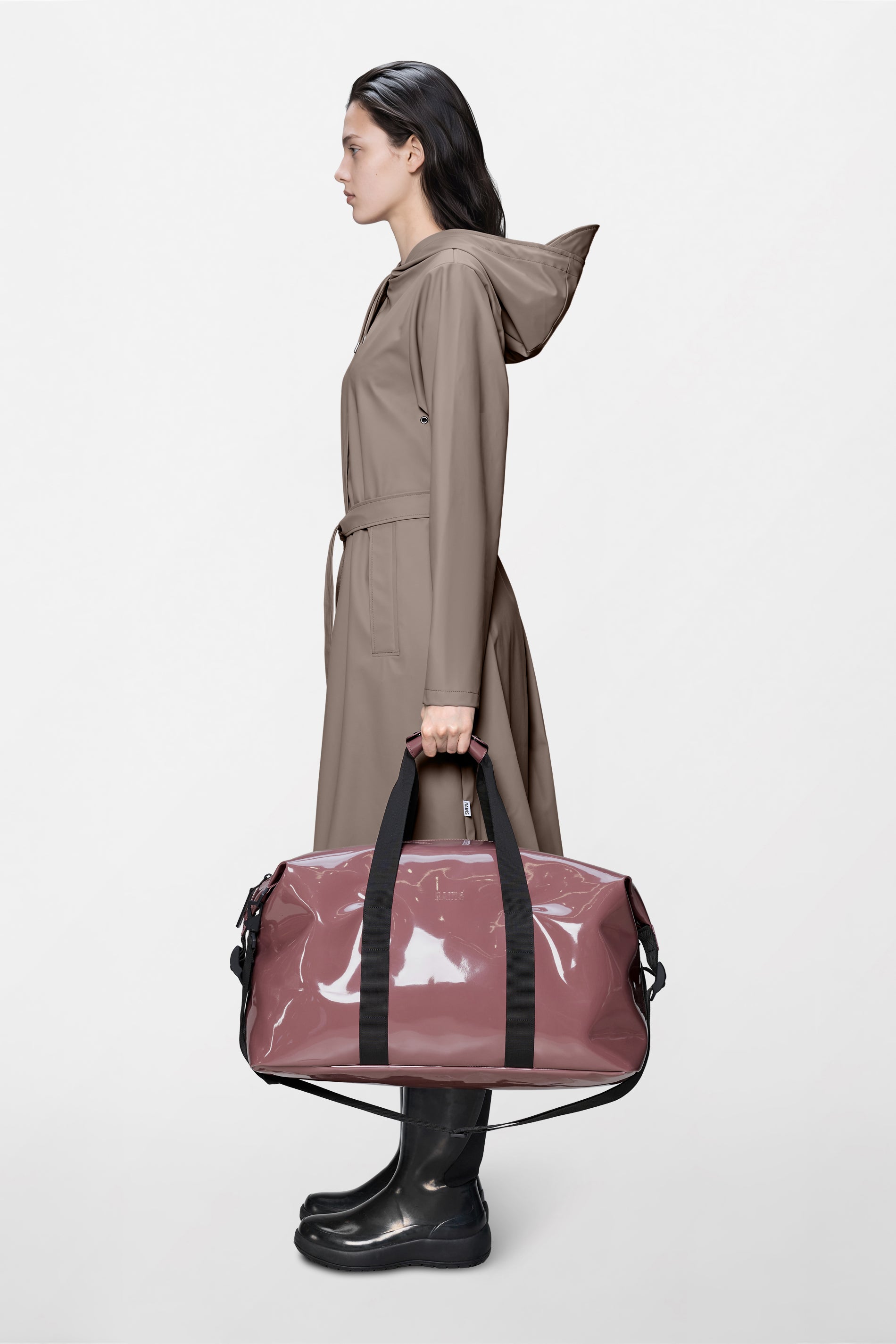 RAINS Hilo Weekend Bag Tempt 36L H27 x D26 x W52 cm Weekender