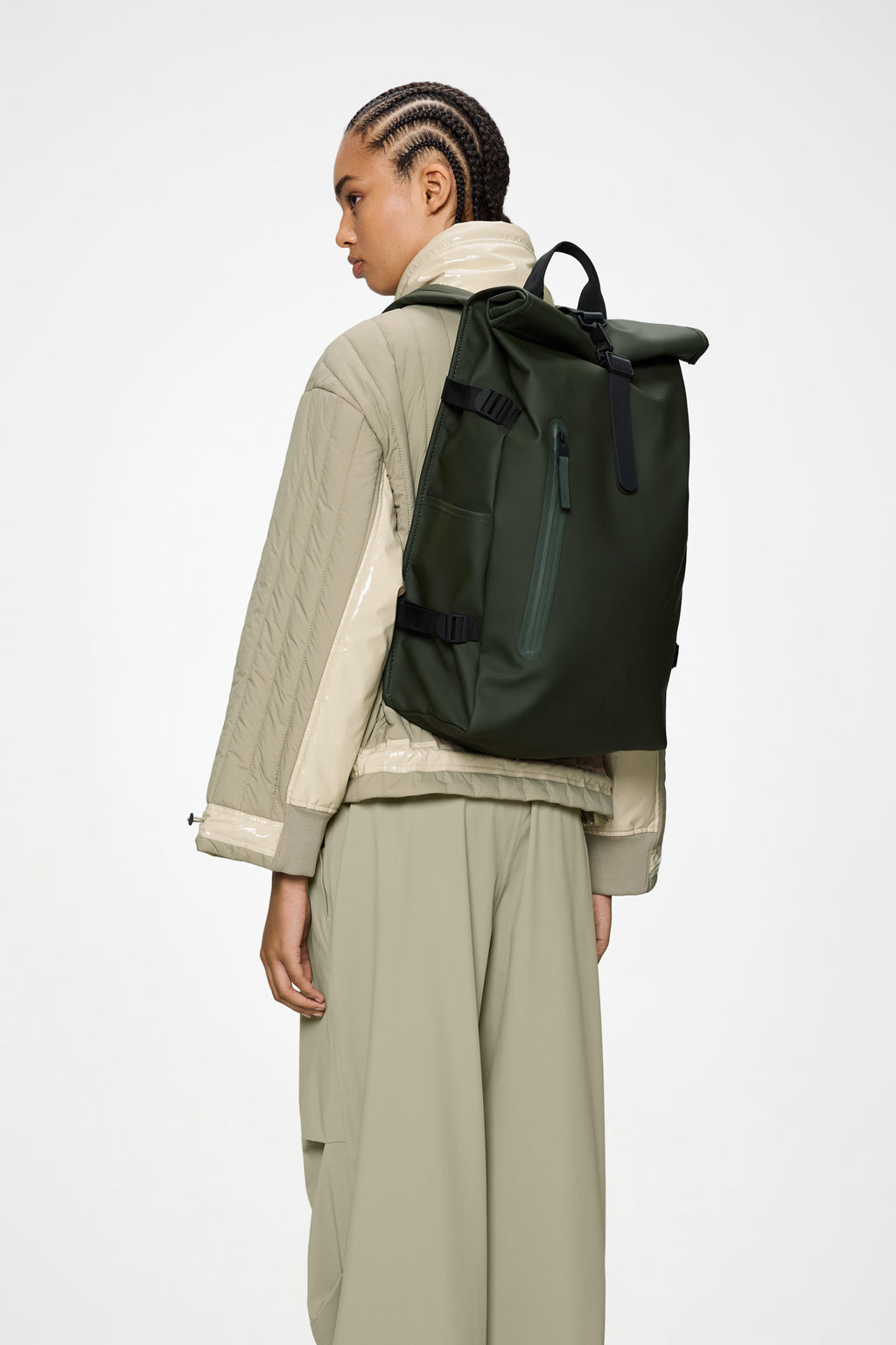 aer travel backpack 2 small Aer Travel Pack 2 Small Review