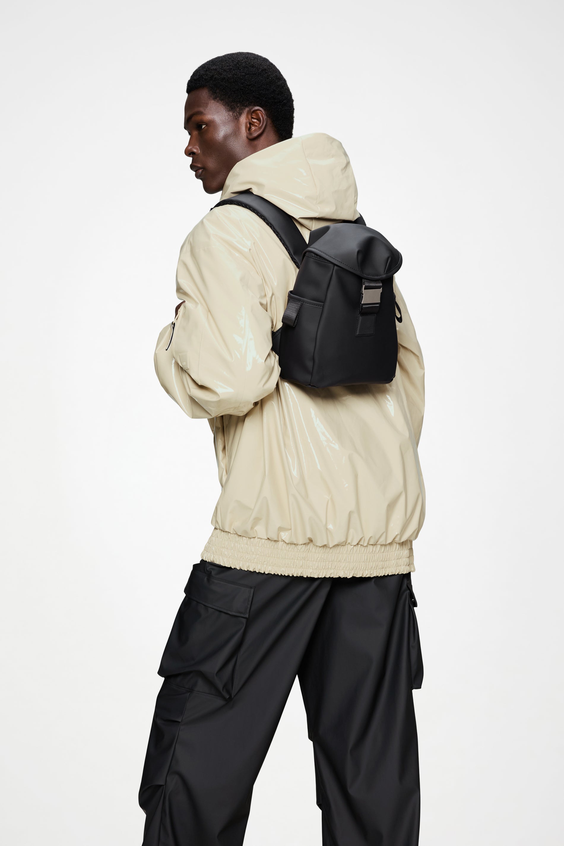 RAINS Valera Bucket Backpack Mini Black 5.50L H26 x D10 x W22 cm Backpack